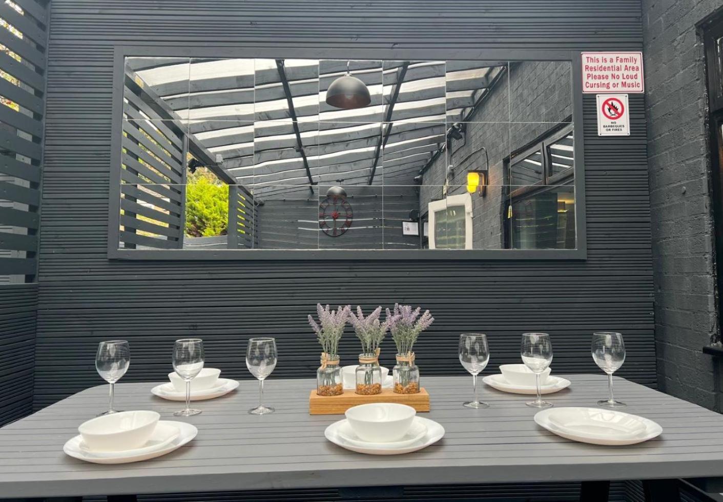 Modern Suites -5 Bedroom House- With Free Parking Birmingham City エクステリア 写真