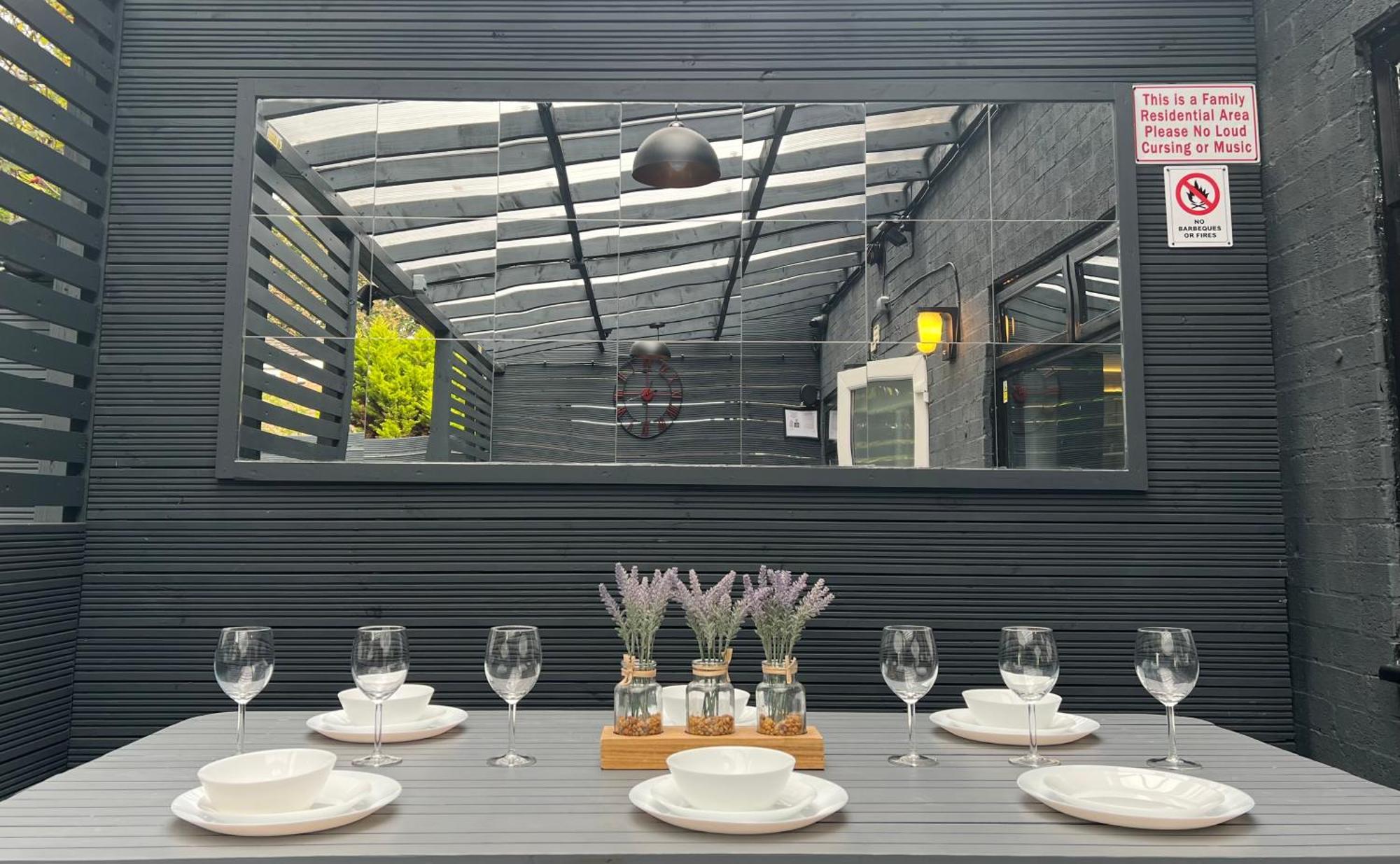 Modern Suites -5 Bedroom House- With Free Parking Birmingham City エクステリア 写真
