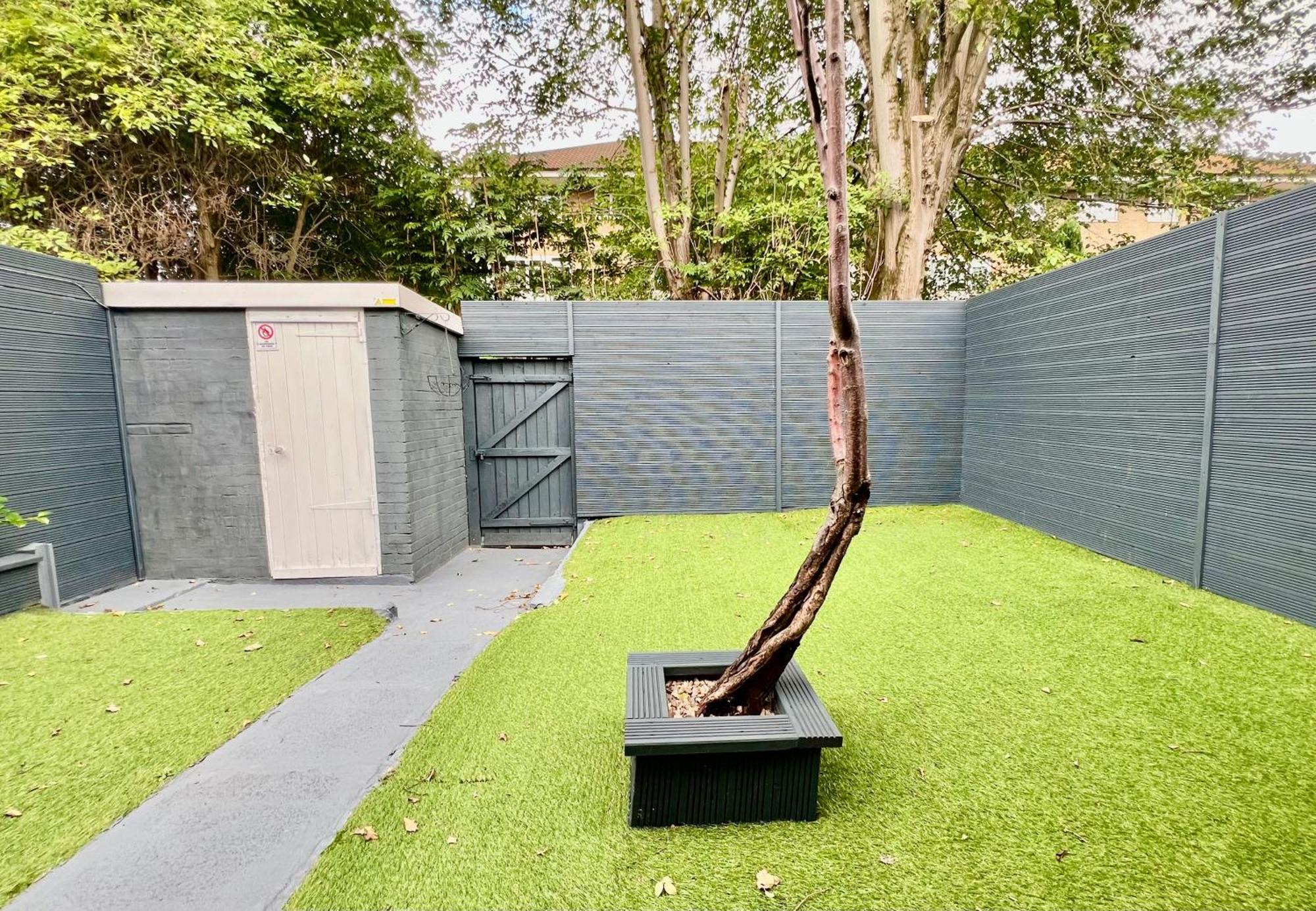 Modern Suites -5 Bedroom House- With Free Parking Birmingham City エクステリア 写真
